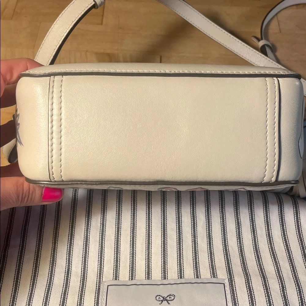 Anya Hindmarch All Over Stickers Comic Crossbody Bag ! - Picture 5 of 12